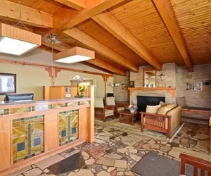 Photo 2 - Americas Best Value Inn Iola