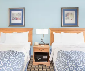 Photo 2 - Days Inn by Wyndham Ruther Glen Kings Dominion Area