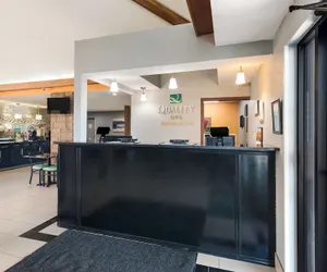 Photo 3 - Quality Inn