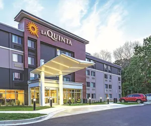 Photo 2 - La Quinta Inn & Suites by Wyndham Columbia / Fort Meade