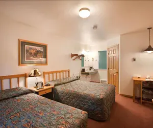 Photo 5 - Harborview Inn