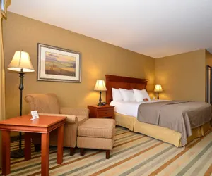 Photo 5 - Best Western Plus Kennewick Inn