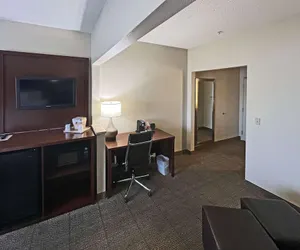Photo 5 - Comfort Suites Peoria Sports Complex