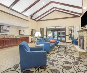 Photo 5 - Ramada by Wyndham Denver International Airport