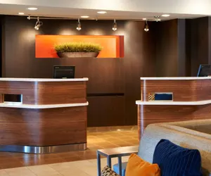 Photo 2 - Courtyard by Marriott Toledo Maumee/Arrowhead