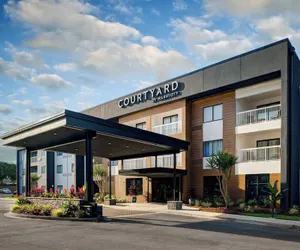 Photo 2 - Courtyard by Marriott Columbia Northeast/Fort Jackson Area