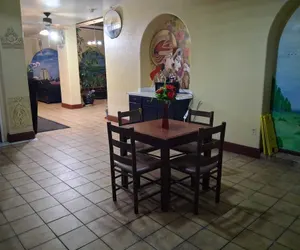 Photo 5 - Colonial Hotel
