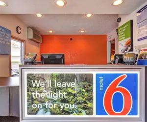 Photo 2 - Motel 6 – Santa Rosa, CA - South