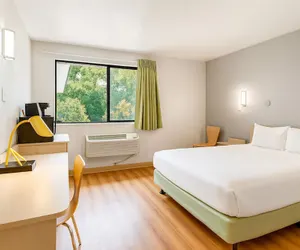 Photo 2 - Motel 6 Ogden, UT- Downtown