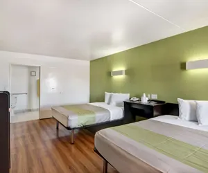 Photo 4 - Motel 6 Dallas, TX - Forest Lane