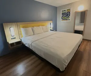 Photo 2 - Park Inn by Radisson, Fargo West Acres