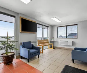 Photo 3 - Park Inn by Radisson, Fargo West Acres