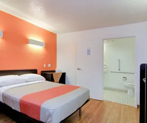 Photo 5 - Motel 6 Old town Scottsdale/Fashion Square