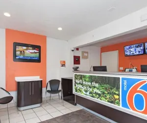 Photo 3 - Motel 6 Sacramento, CA - Central