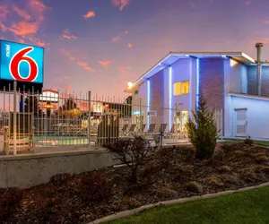 Photo 2 - Motel 6 Boise, ID - Airport