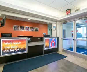 Photo 4 - Motel 6 Brooklyn Center, MN - Minneapolis