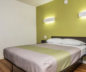 Photo 2 - Motel 6 Fort Worth, TX - North