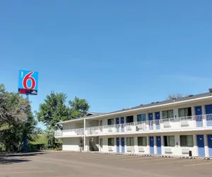 Photo 2 - Motel 6 Bismarck, ND