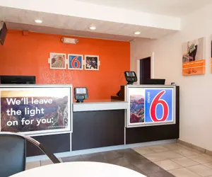 Photo 3 - Motel 6 Longview, TX