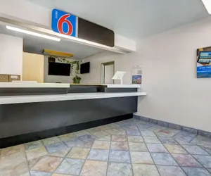 Photo 4 - Motel 6 Red Bluff, CA