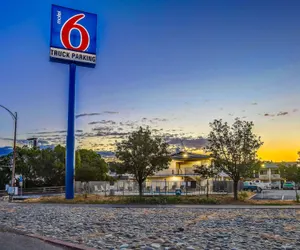 Photo 2 - Motel 6 Red Bluff, CA