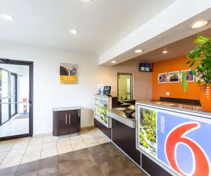 Photo 4 - Motel 6 Klamath Falls, OR