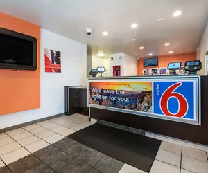 Photo 3 - Motel 6 Corpus Christi, TX - Northwest