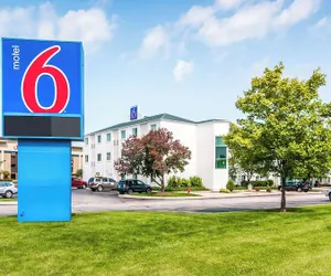 Photo 2 - Motel 6 Joliet, IL - Chicago - I-55
