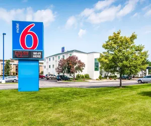 Photo 2 - Motel 6 Joliet, IL - Chicago - I-55