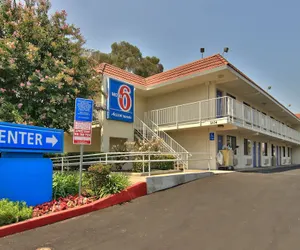 Photo 2 - Motel 6 West Sacramento, CA