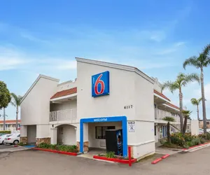 Photo 2 - Motel 6 Carlsbad, CA - East