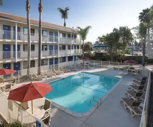 Photo 2 - Motel 6 Carpinteria, CA - Santa Barbara - North