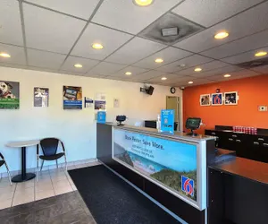 Photo 3 - Motel 6 Webster, TX - Houston - Nasa Lake