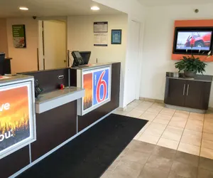 Photo 3 - Motel 6 Roseville, MN - Minneapolis North