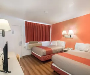 Photo 4 - Motel 6 Moses Lake, WA