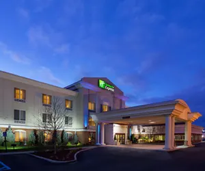 Photo 5 - Holiday Inn Express Toledo-Oregon by IHG