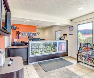 Photo 5 - Motel 6 Stockton, CA - Charter Way West