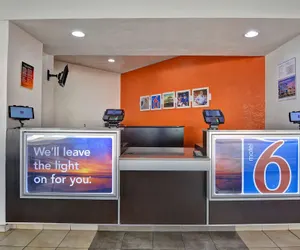 Photo 5 - Motel 6 Destin, FL