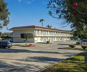 Photo 2 - Motel 6 Temecula, CA - Historic Old Town