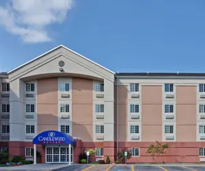 Photo 2 - Candlewood Suites - Syracuse Airport, an IHG Hotel