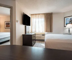 Photo 5 - Sonesta Simply Suites Fort Worth