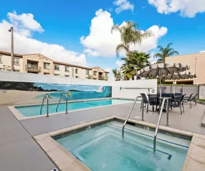Photo 2 - Best Western Los Alamitos Inn & Suites