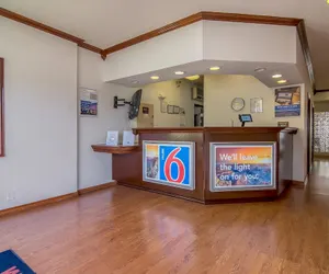 Photo 2 - Motel 6 Dallas, TX - North - Richardson