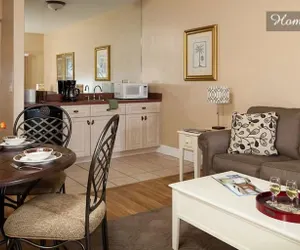 Photo 4 - St Francis Inn
