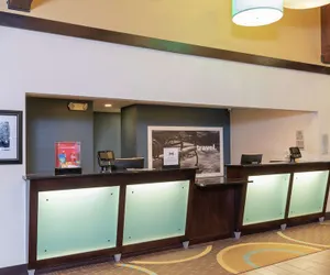 Photo 3 - Hampton Inn & Suites Cleveland-Airport/Middleburg Heights