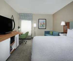 Photo 2 - Hampton Inn Louisville I-65 @ Brooks Rd.