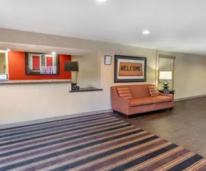 Photo 3 - Extended Stay America Select Suites - Raleigh - Cary - Regency Parkway S