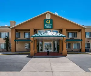 Photo 2 - Quality Inn & Suites Airport West