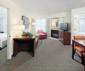 Photo 2 - Residence Inn Chicago O'Hare