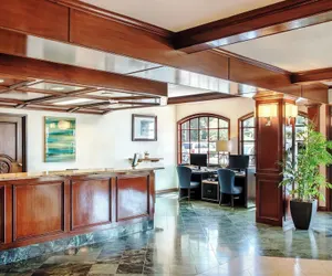 Photo 4 - Ayres Suites Diamond Bar